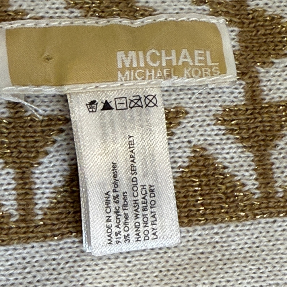 🆕 Michael Kors Gold Logo Knit Hat, Scarf & Gloves Set ✨✨New Without Tags - Picture 8 of 11